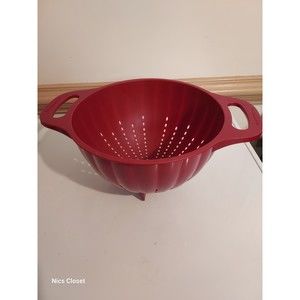KitchenAid Empire Red 5 Quart Colander Strainer